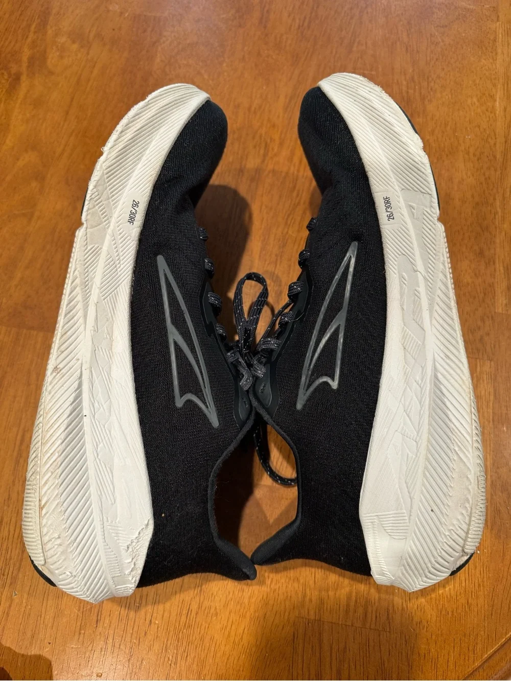 Altra Women's Black Experience Flow 2 Shoes - WELL LOVED - read description